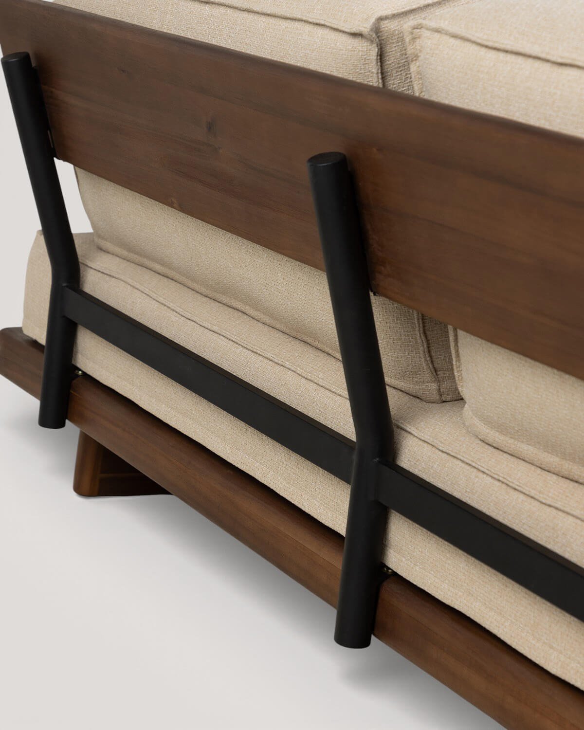 2-Sitzer-Gartensofa aus Akazienholz und Metall Ayanis, Galeriebild 5