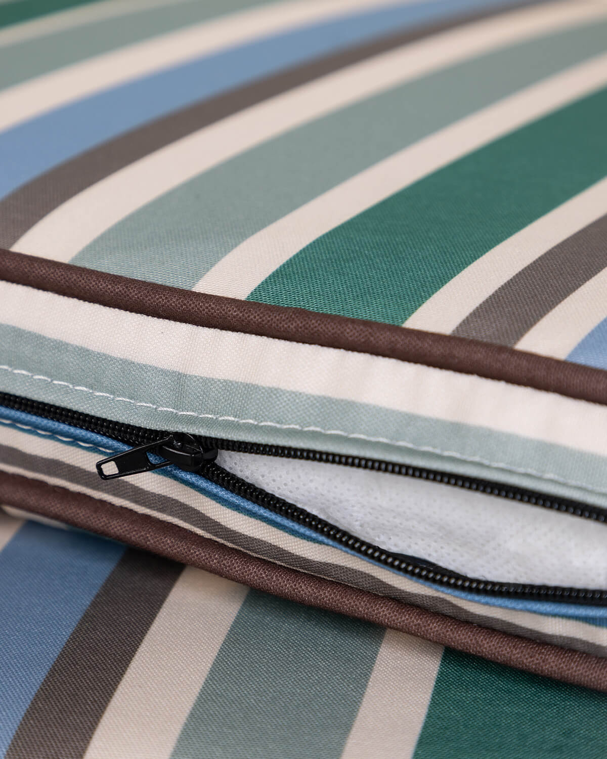 2er-Pack Esszimmerstühle aus Metall und Stoff Edimbra, Galeriebild 9