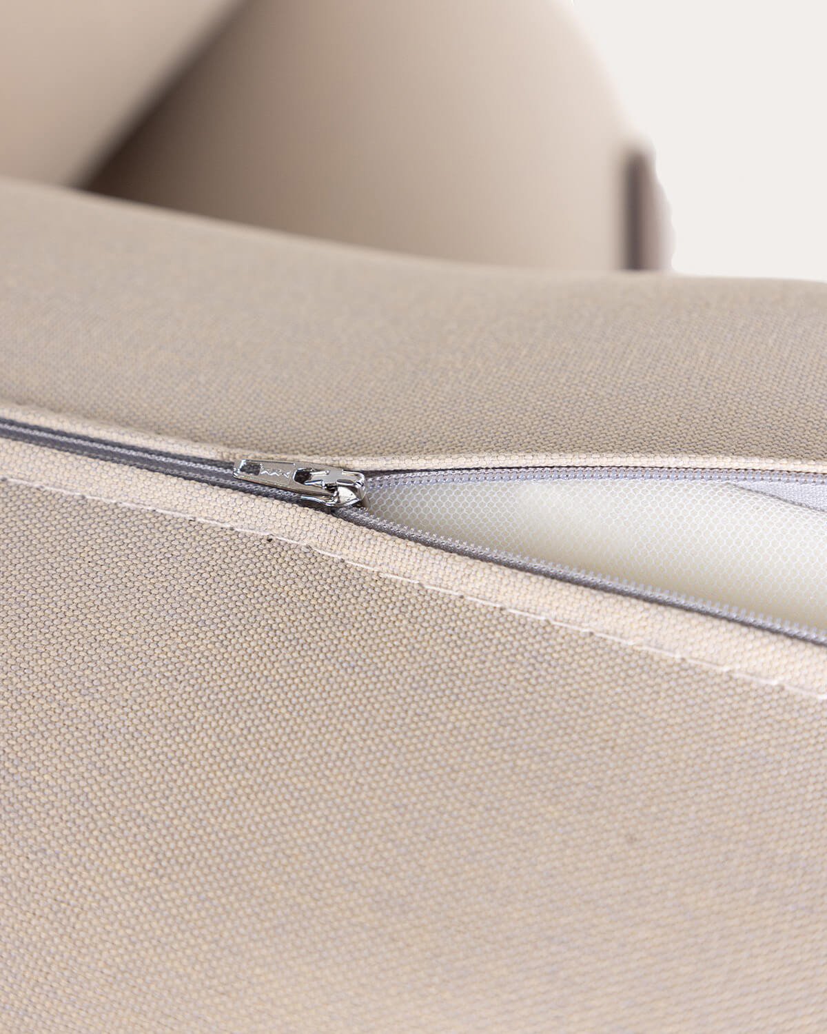 4-Teiliges Modulares Gartensofa mit 2 Eckmodulen und 2 Mittelmodulen aus Aluminium und Stoff Lantana, Galeriebild 9