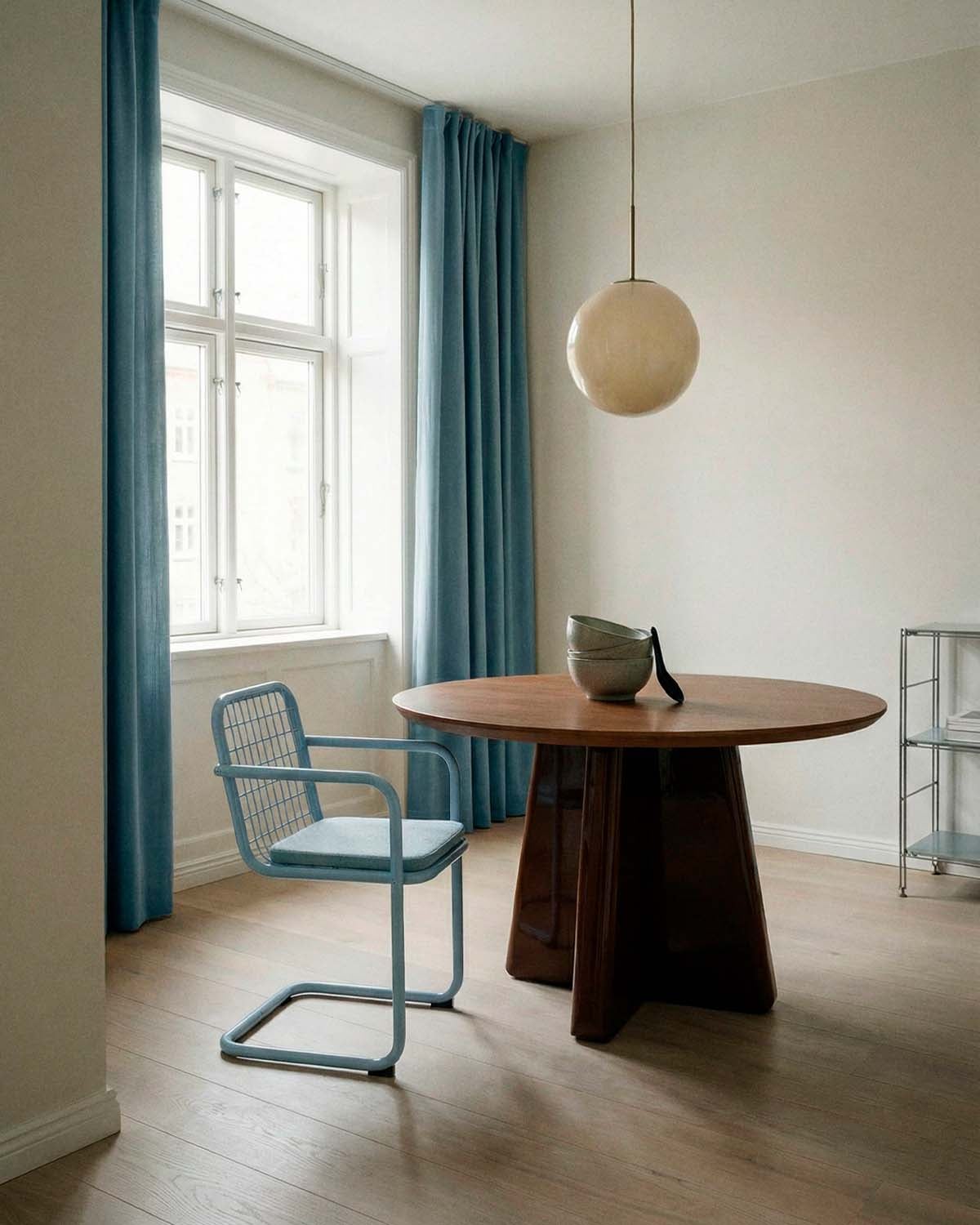 Runder Esstisch aus Holz (Ø120 cm) Roxenna, Galeriebild 2