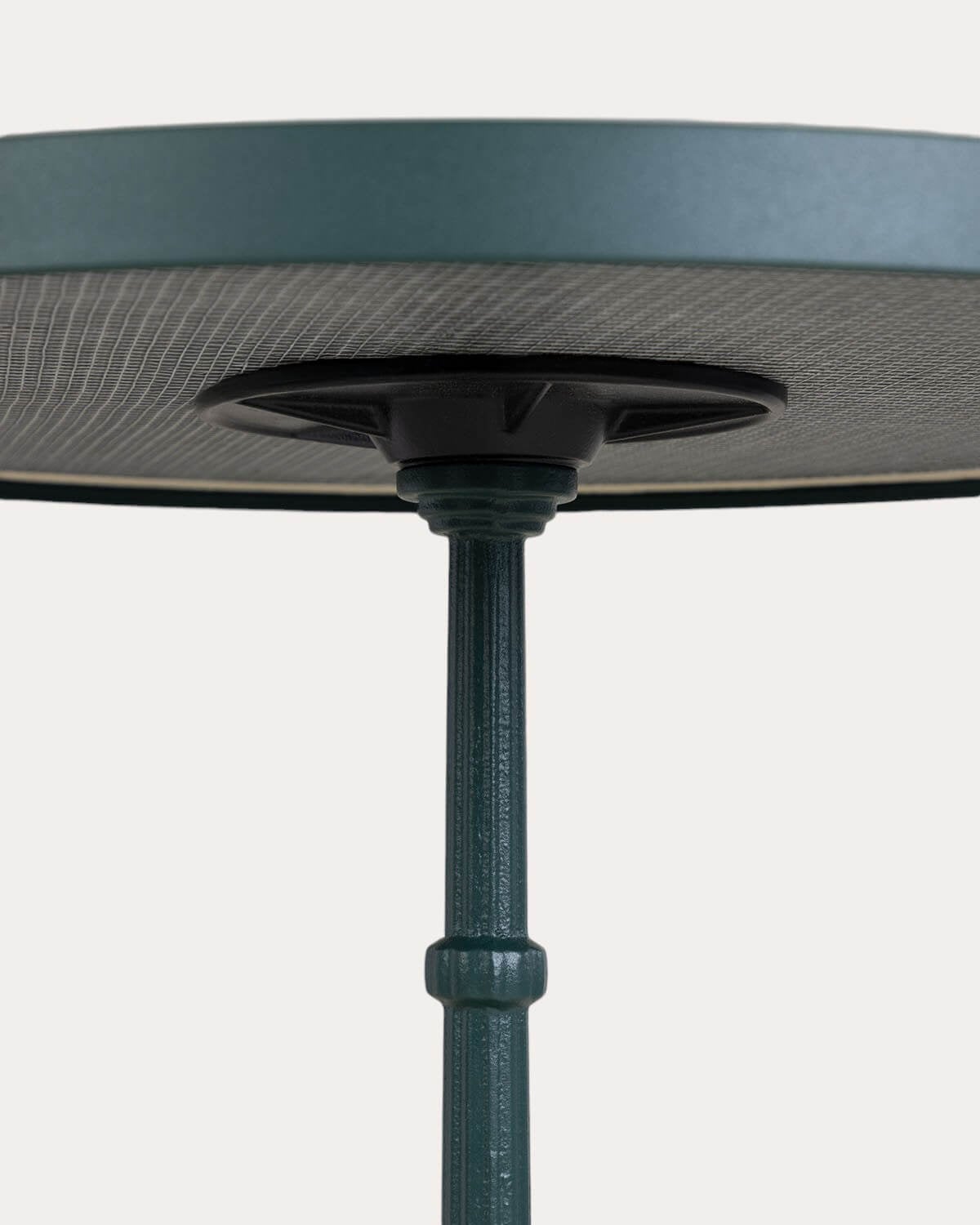 Runder Bistro-Tisch aus Metall für den Außenbereich (Ø60 cm) Yona, Galeriebild 5