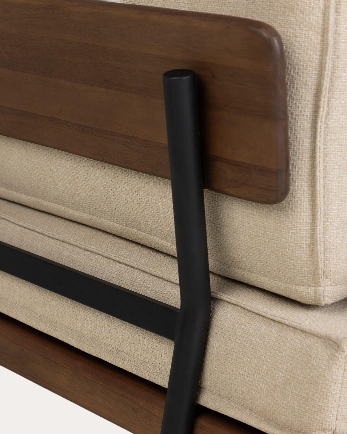 Gartenmöbel-Set mit 2-Sitzer-Sofa, 2 Sesseln und Couchtisch aus Akazienholz und Metall Ayanis, Galeriebild 6