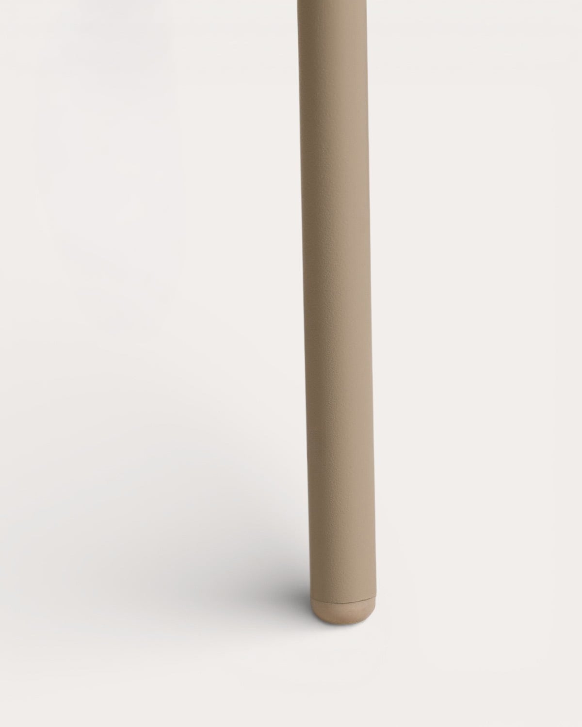 Rechteckiger Metall-Couchtisch für den Außenbereich (85x80 cm) Tavo, Galeriebild 8