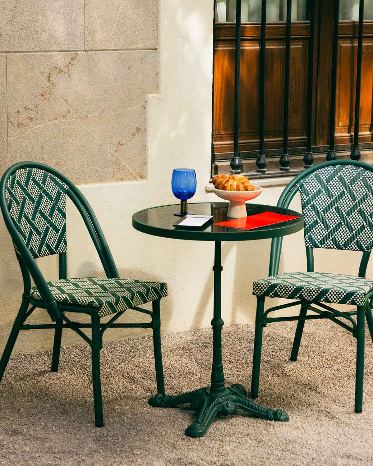 4er-Pack Gartenstühle aus Aluminium und synthetischem Rattan Yona Bistro, Galeriebild 2