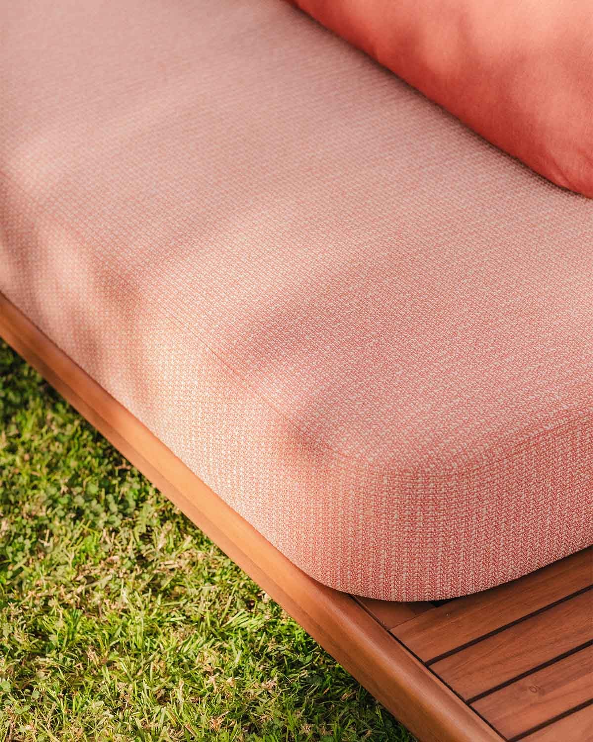 Gartenmöbel-Set mit Sofamodul, Mittelsofa, Ecksofa, Hocker und Couchtisch aus Akazienholz und Stoff Redik, Galeriebild 3