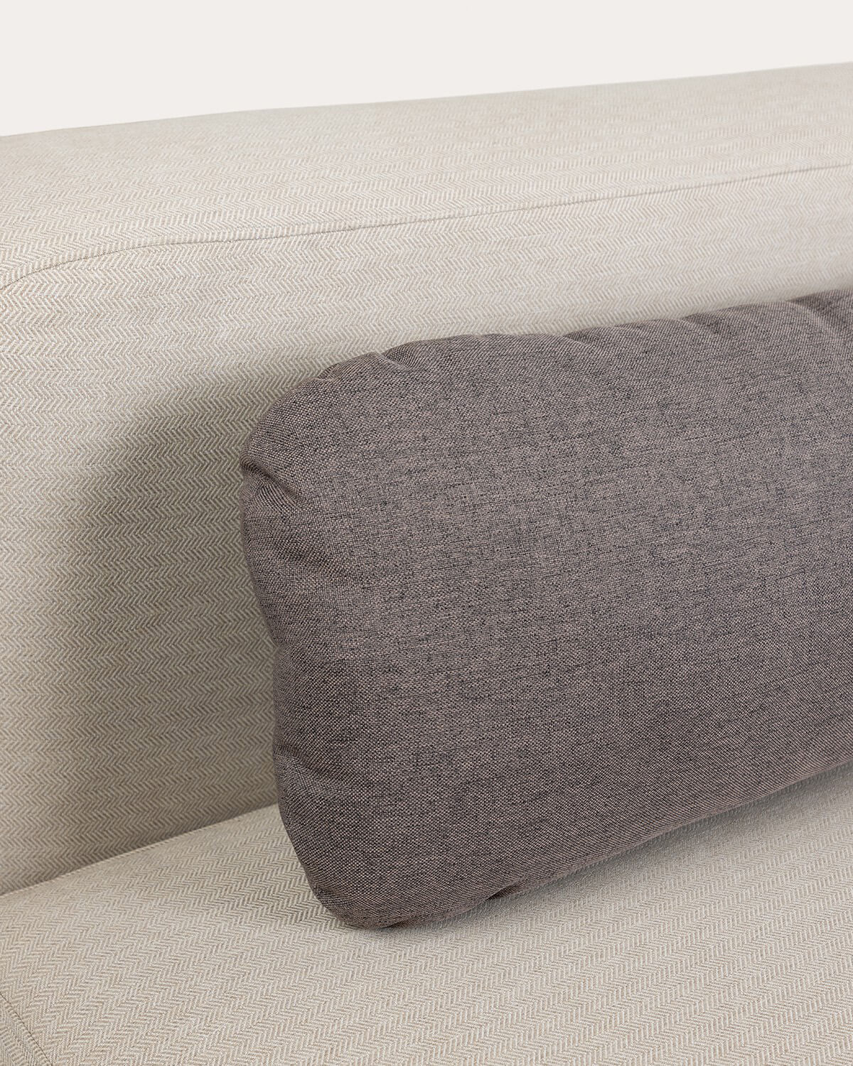 Gartenmöbel-Set mit 2 Sofaelementen, Eckelement, 2 Mittelelementen und Couchtisch aus Akazienholz und Stoff Redik, Galeriebild 10