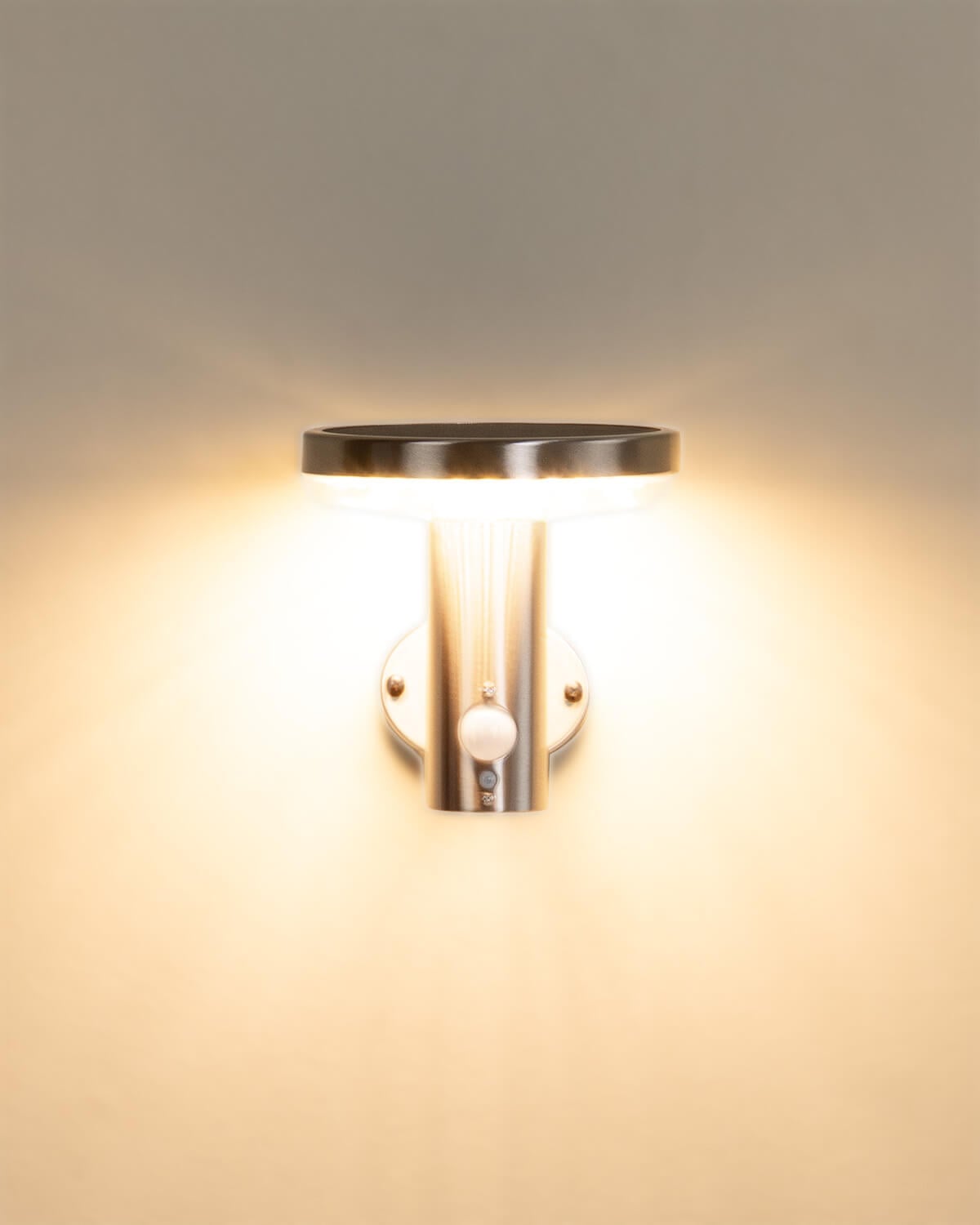 LED-Solar-Wandleuchte für den Außenbereich aus Metall Sulivan, Galeriebild 4