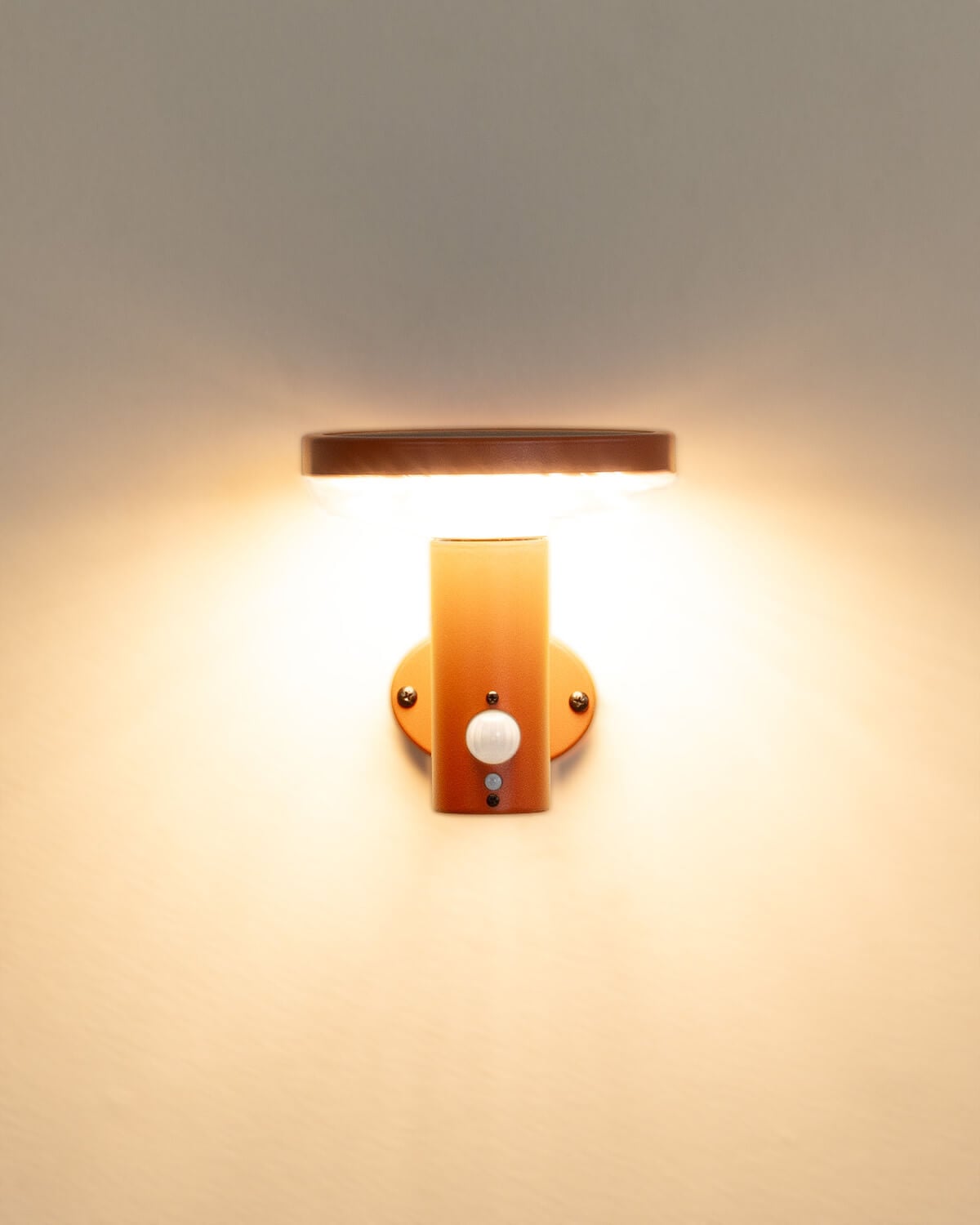 LED-Solar-Wandleuchte für den Außenbereich aus Metall Sulivan, Galeriebild 6