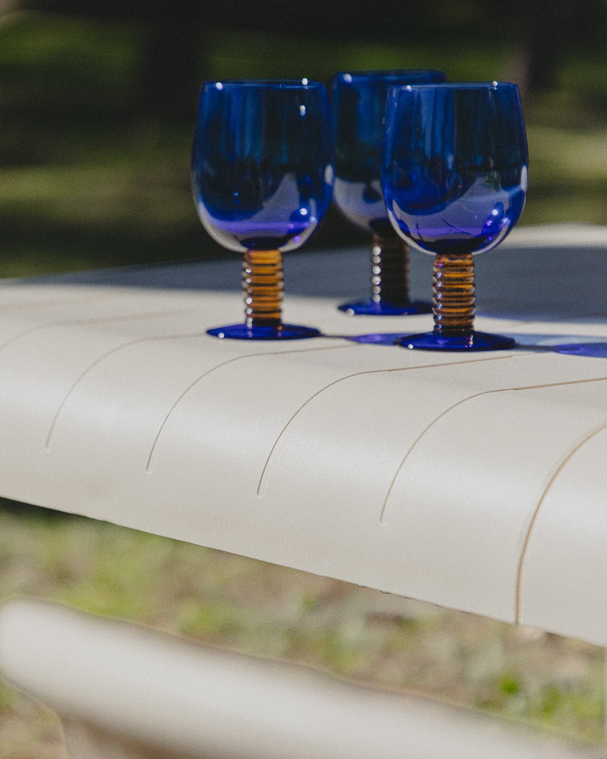 Set Rechteckiger Tisch (153x90 cm) und 4 Polypropylen-Gartenstühle Baztan , Galeriebild 6