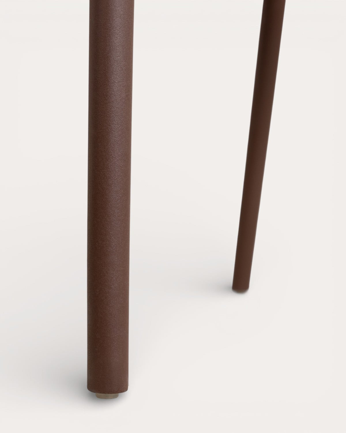 Rechteckiges Metalltisch-Set (200x90 cm) Dessie und 8 Outdoor-Armlehnstühle aus Polypropylen Juana, Galeriebild 12