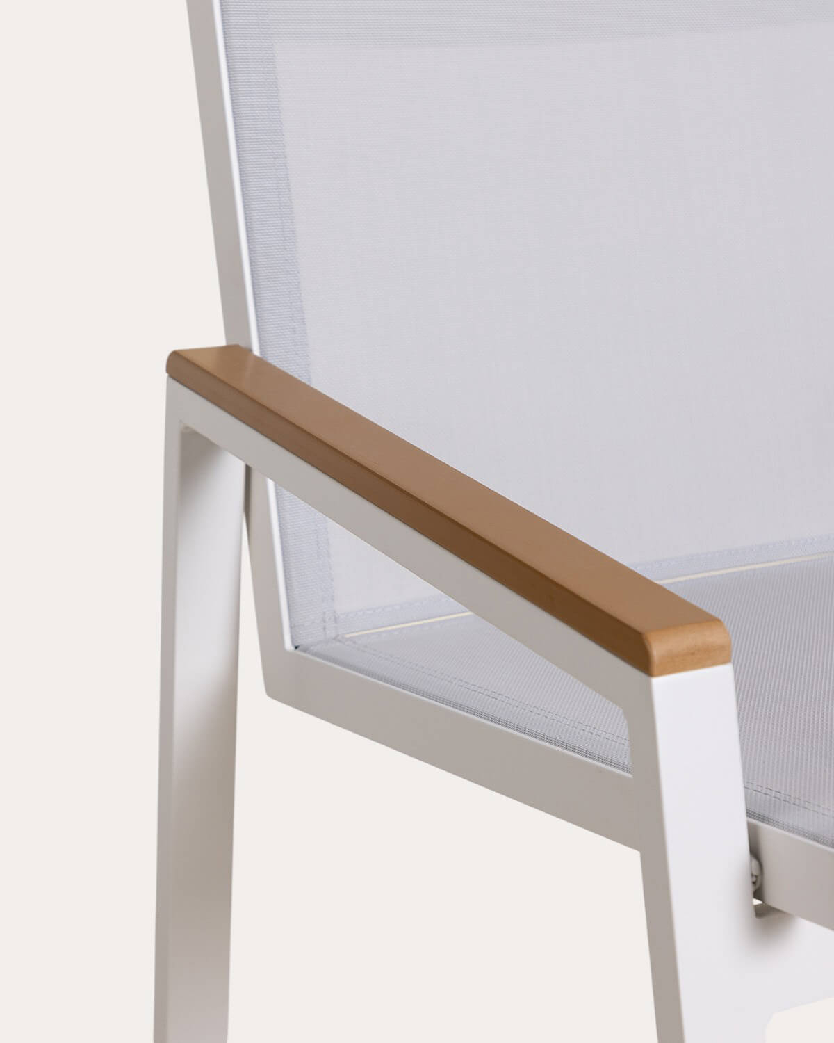 Packen Sie 4 Hohe Aluminium-Außenhocker (74,5 cm) Korce, Galeriebild 4