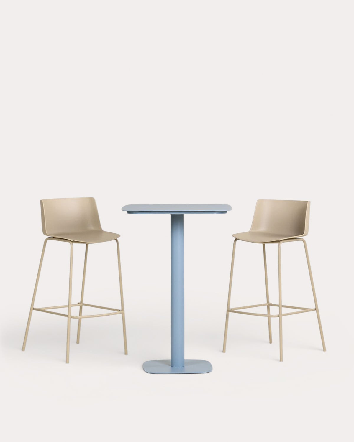 Quadratisches Stehtisch-Set aus Metall (70x70 cm) Zoilo und 2 Barhocker aus Polypropylen (74 cm) Meivy für den Außenbereich