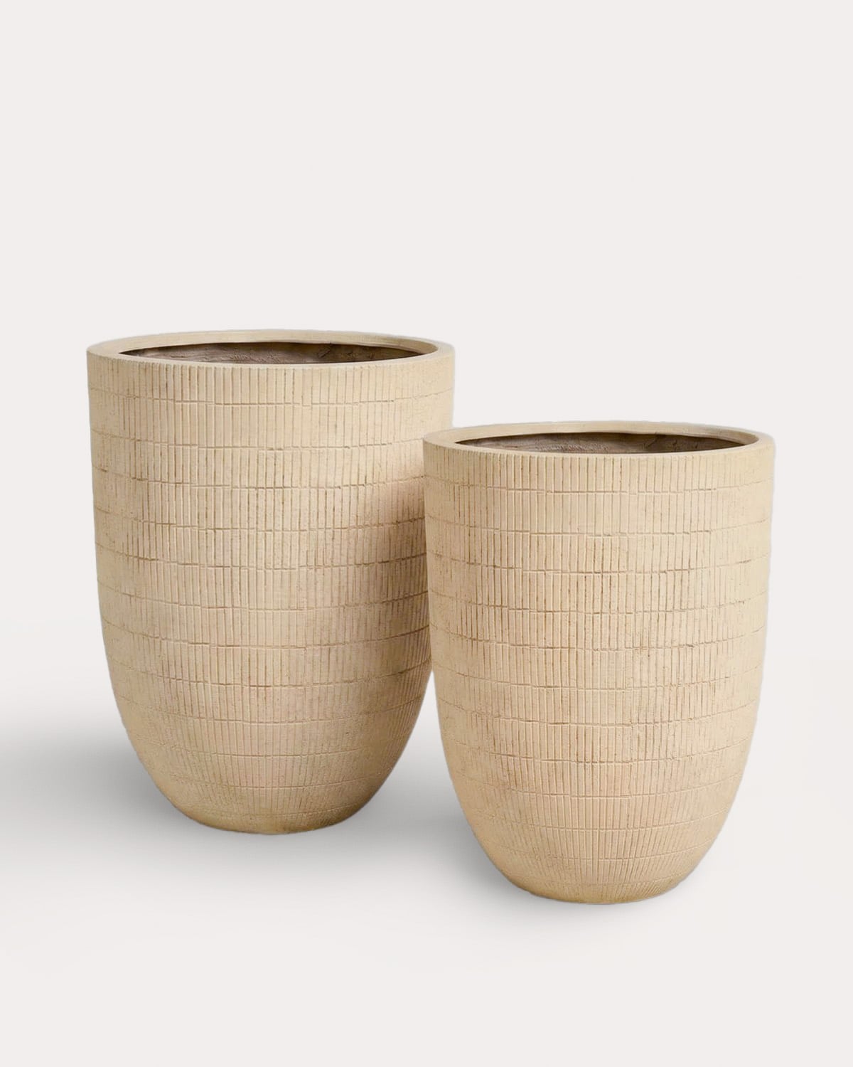 Set mit 2 Hohen Zement Pflanzgefäßen Potos, Galeriebild 1