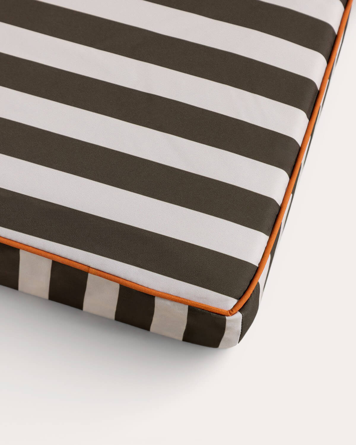 2er-Pack Neue Verstellbare Kreta-Sonnenliegen aus Aluminium mit Gestreiften Kissen, Galeriebild 7