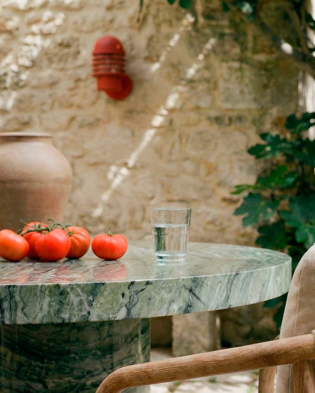 Runder Outdoor-Betontisch (Ø120 cm) Mathis, Galeriebild 3