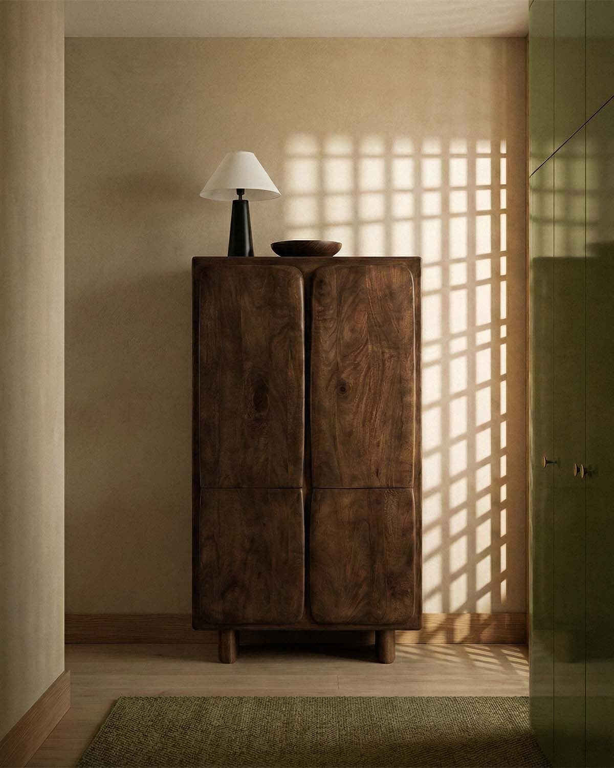 Kleiderschrank aus Mangoholz mit 4 Türen Orlean, Galeriebild 2