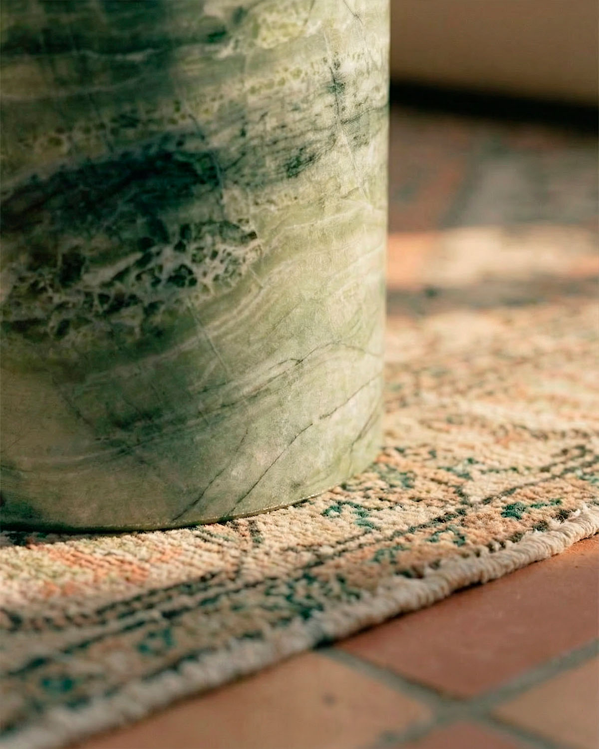 Runder Beistelltisch aus Beton (Ø45 cm) Mathis, Galeriebild 6