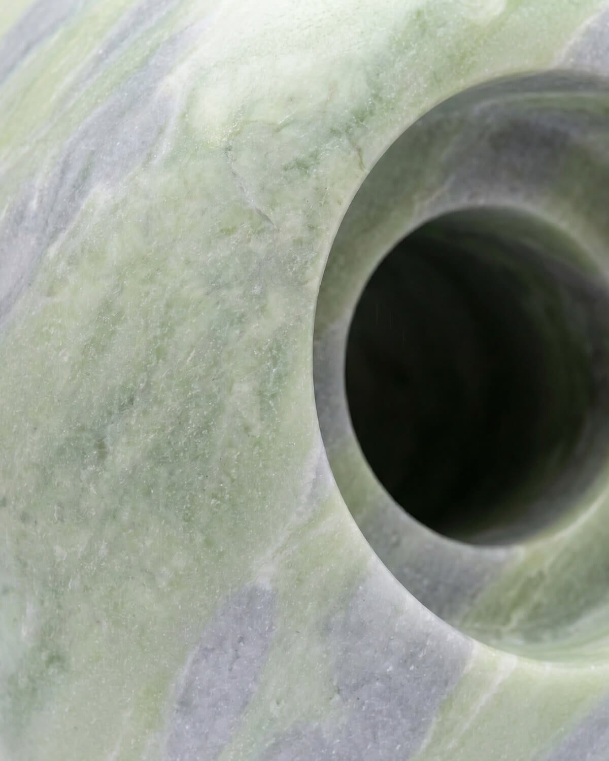 Set de Tabla con Cuchillos de Mármol y Madera Serbal, Galeriebild 4