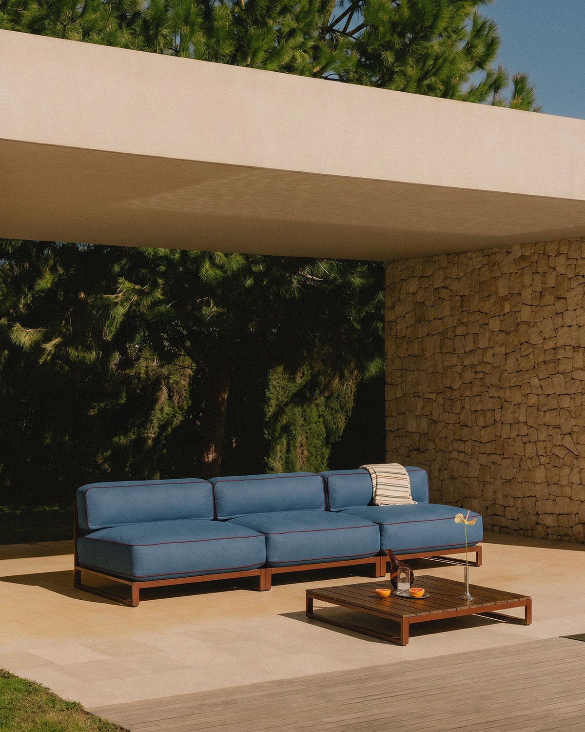 3-teiliges modulares Gartensofa mit Mittelmodul aus Metall und Stoff Kristen, Galeriebild 2
