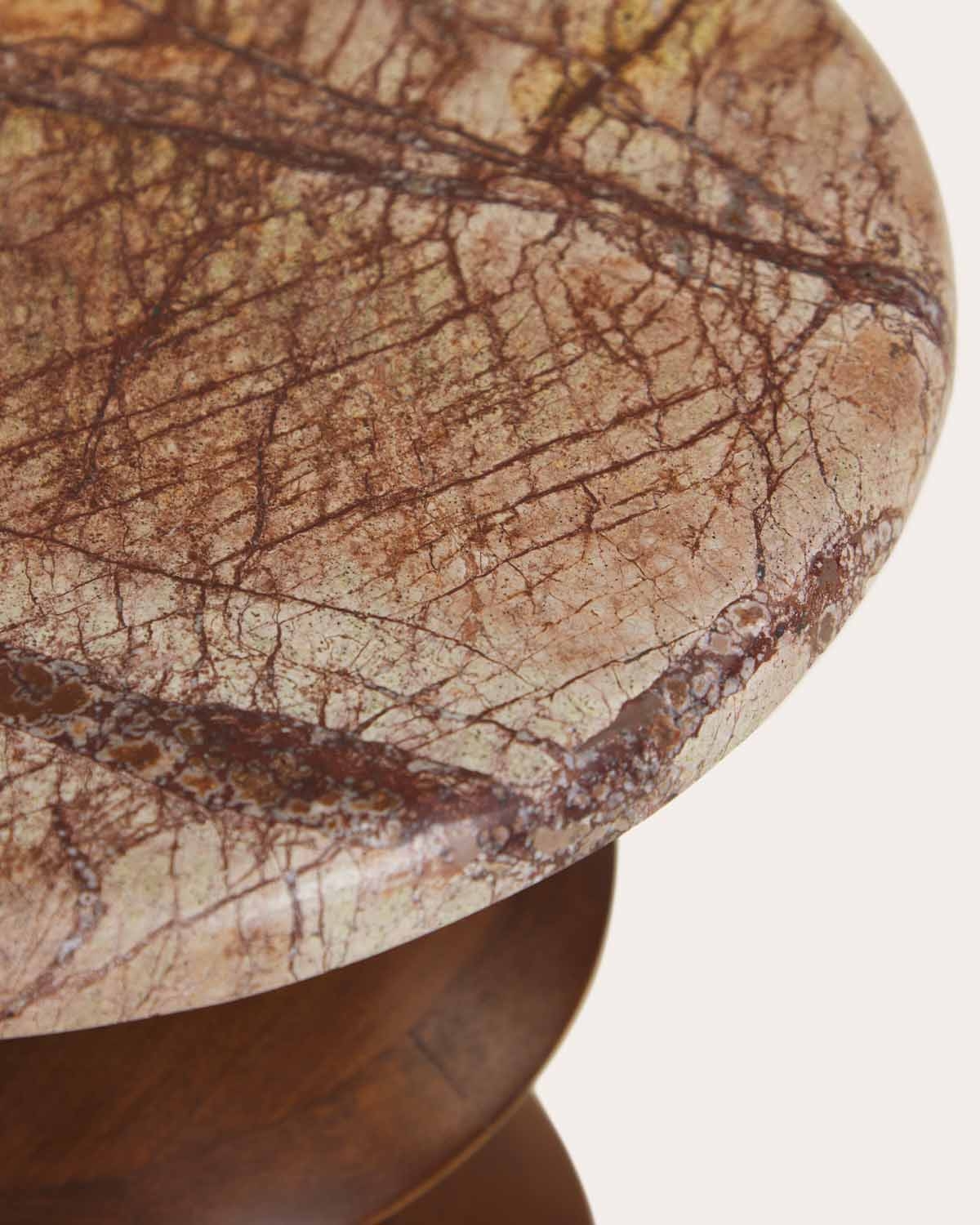 Runder Beistelltisch Ø35 cm aus Marmor und Mangoholz Erato, Galeriebild 3