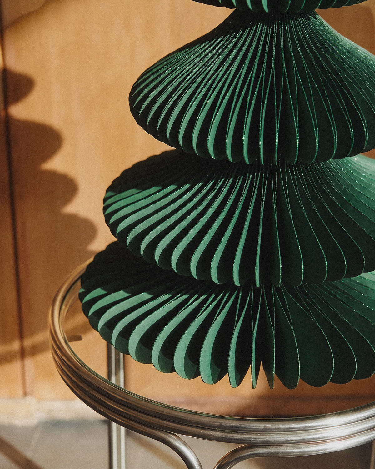 Weihnachtsbaum aus Papier von Huney, Galeriebild 3