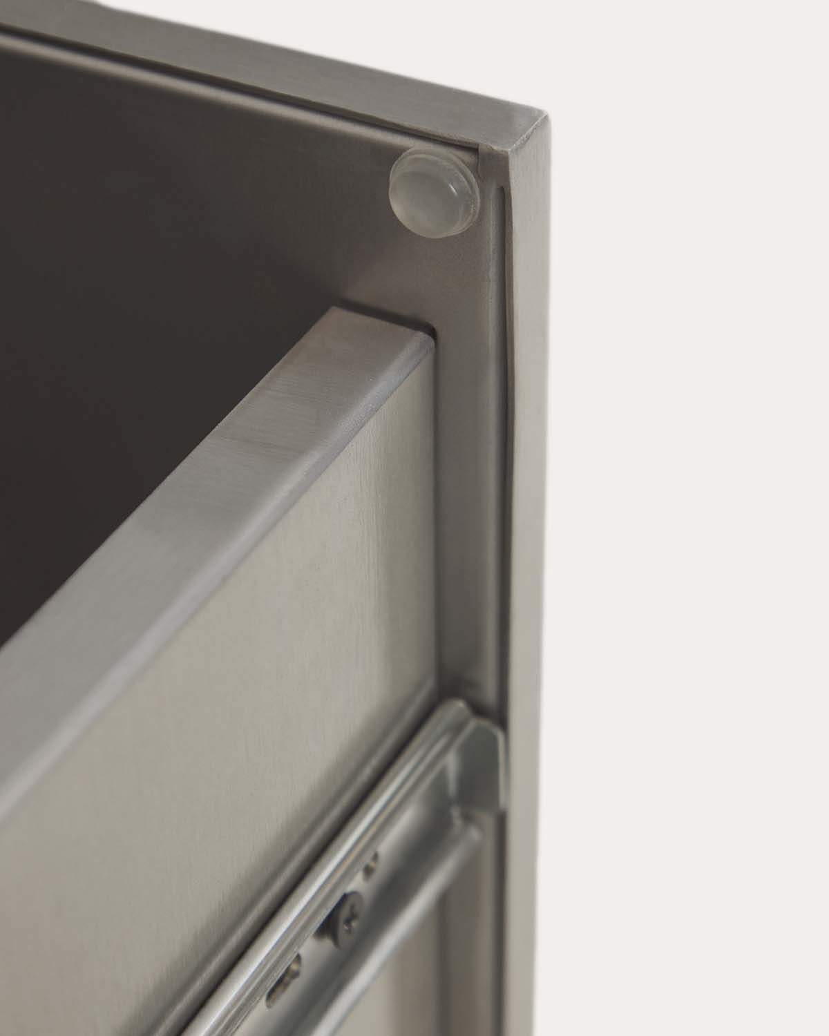 Rechteckiger Beistelltisch mit 2 Schubladen 45x40 cm aus Marmor und Metall Ulfhild, Galeriebild 5