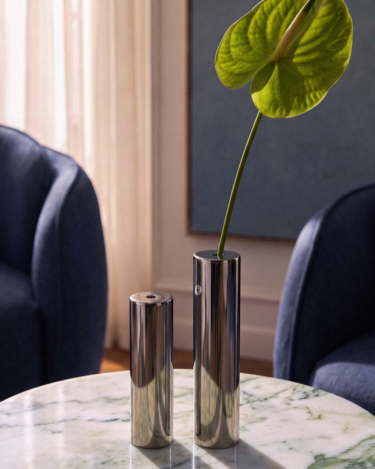 Set aus 2 Metallvasen Narlan, Galeriebild 2