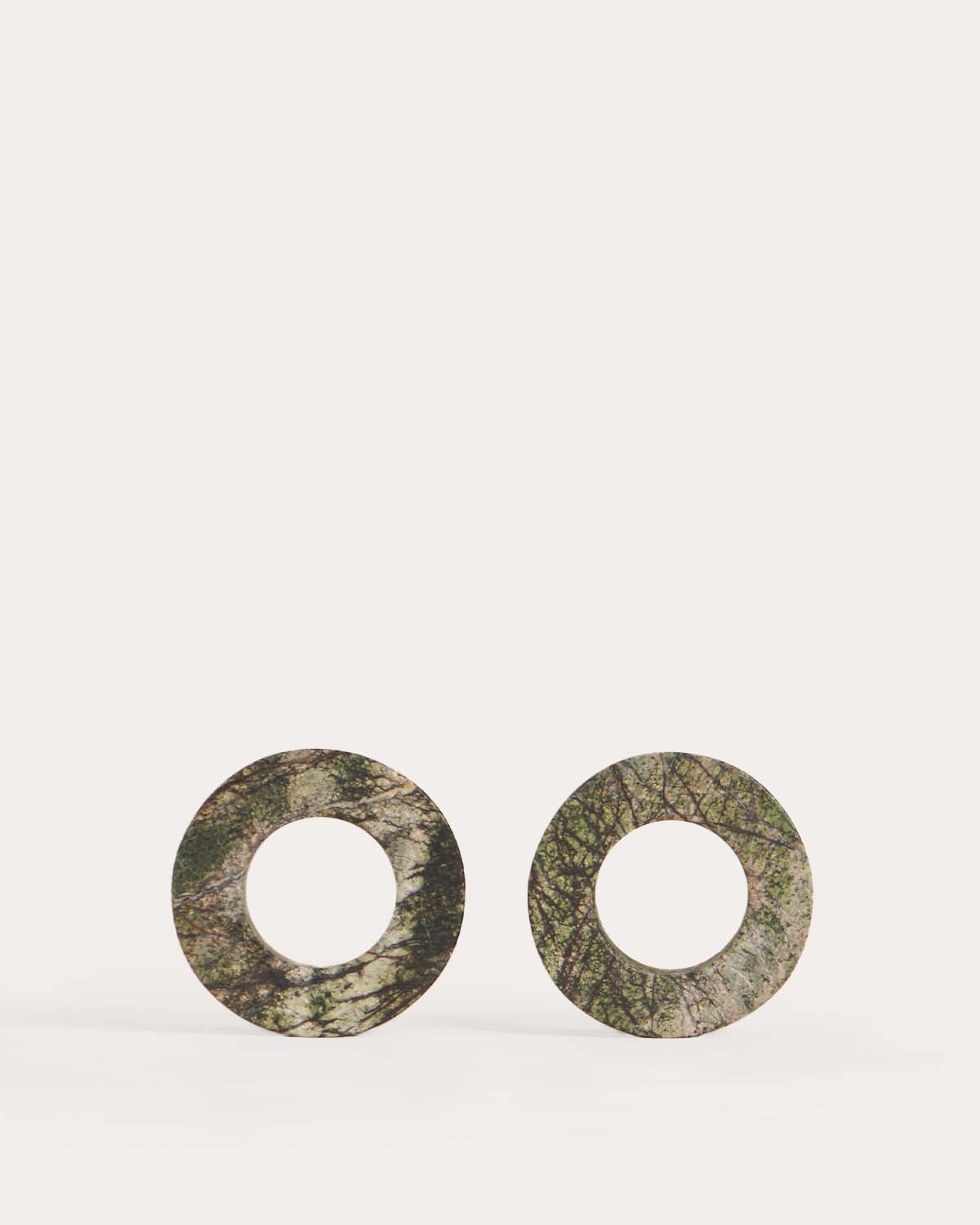 Set mit 2 Dottok-Serviettenringen aus Marmor, Galeriebild 1