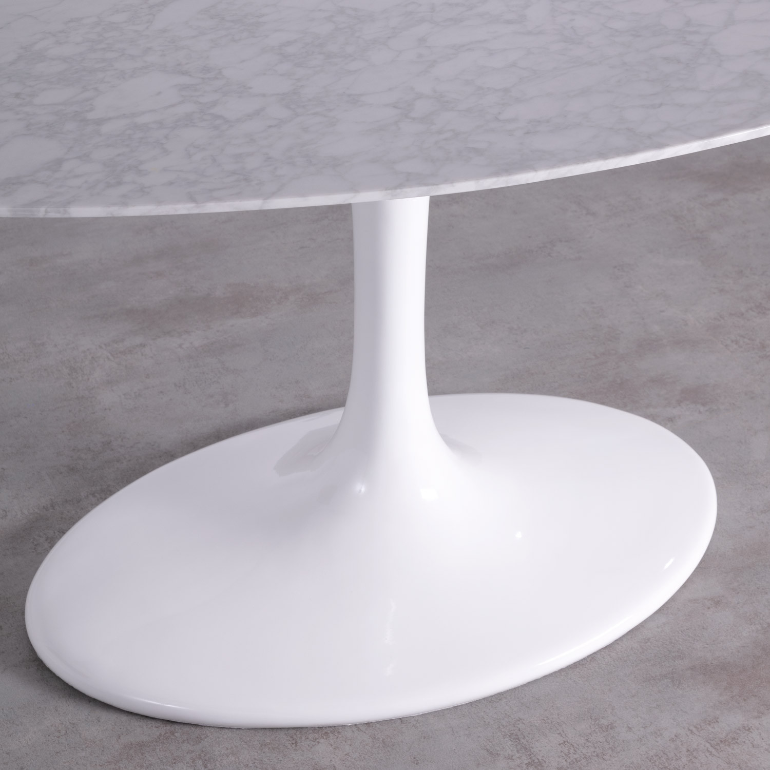 Ovaler Esstisch aus Marmor und Aluminium (160x100 cm) Uva Freya