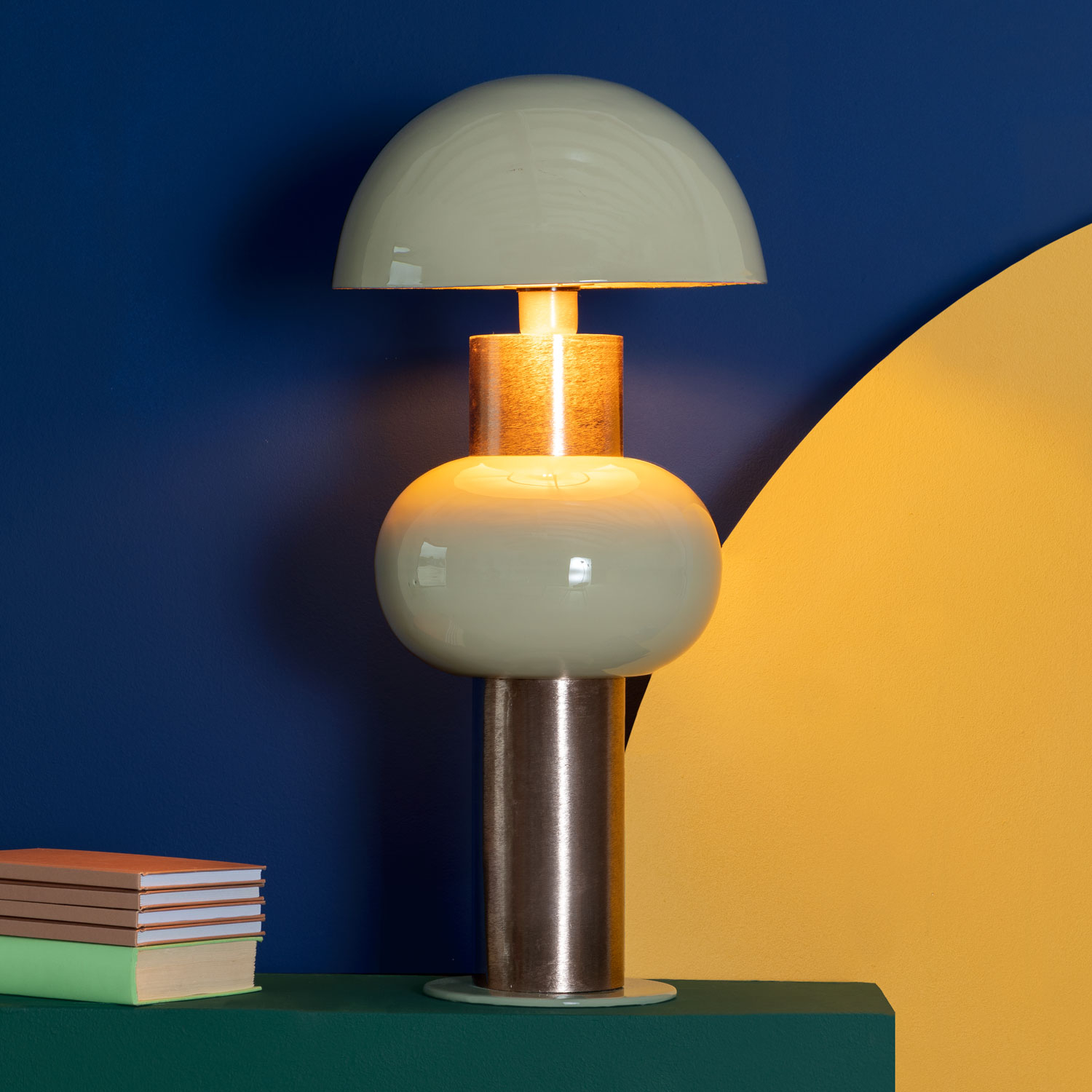 Lámpara de Mesa de Hierro Toad, imagen de galería 2