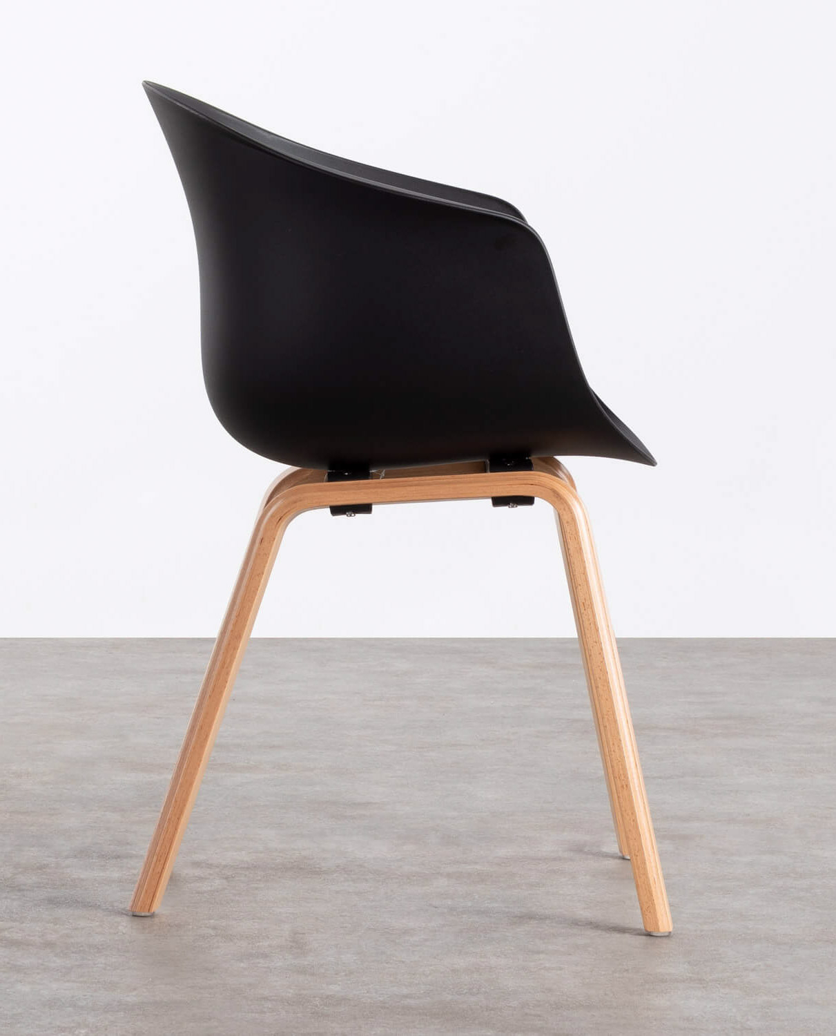 Silla de Comedor de Polipropileno y Madera Arima, imagen de galería 2
