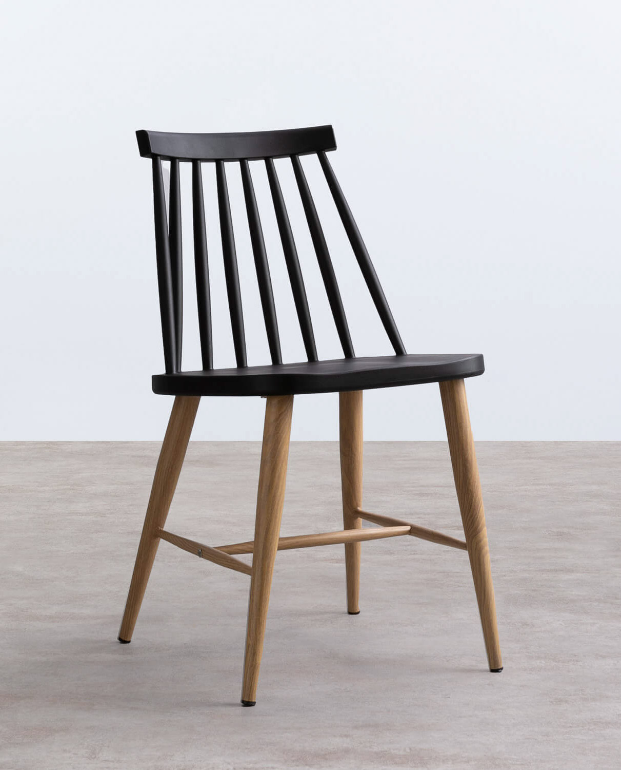 Silla de Exterior de Polipropileno y Metal Emi, imagen de galería 1