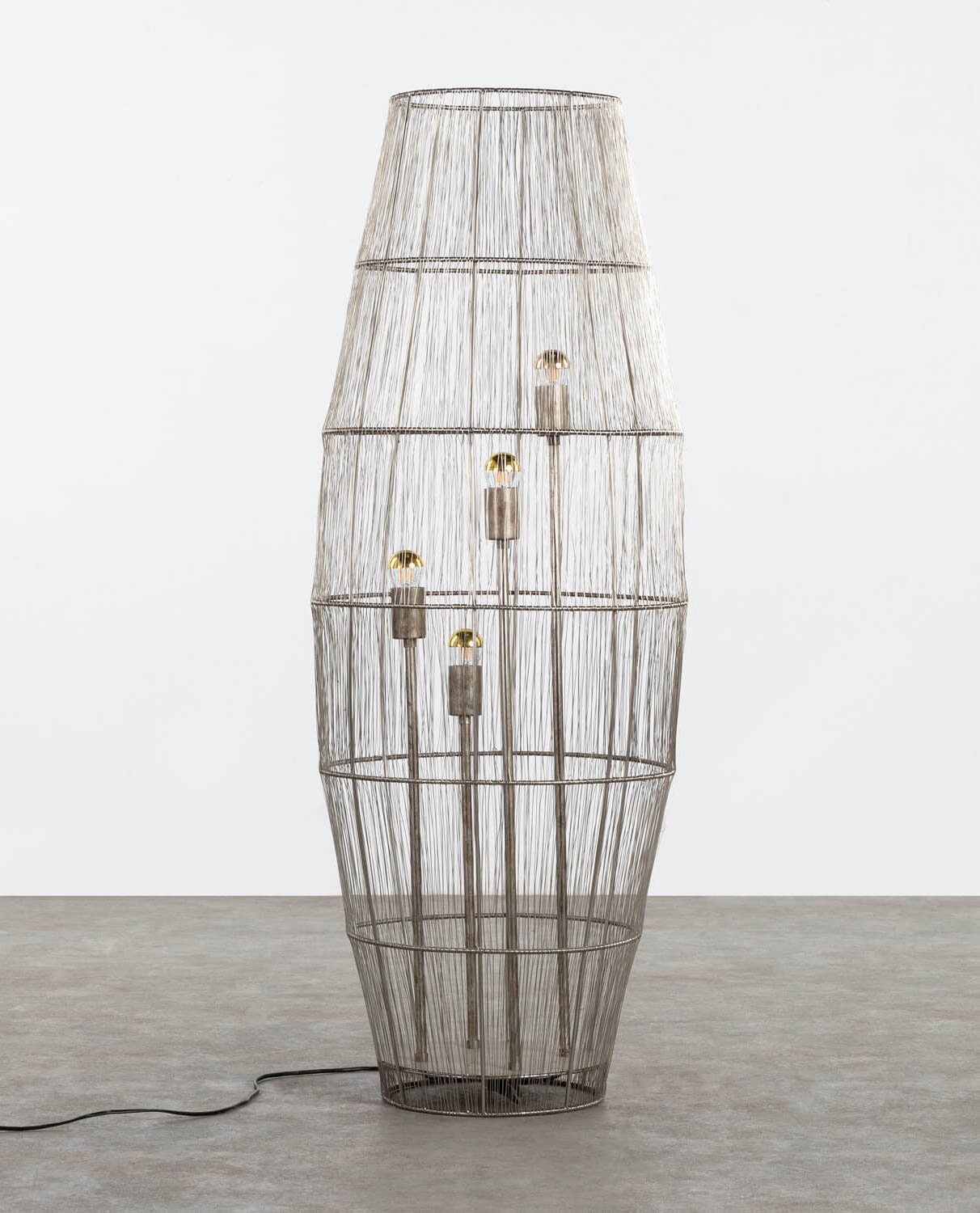 Lámpara de Pie Alta de Hierro Saori, imagen de galería 1