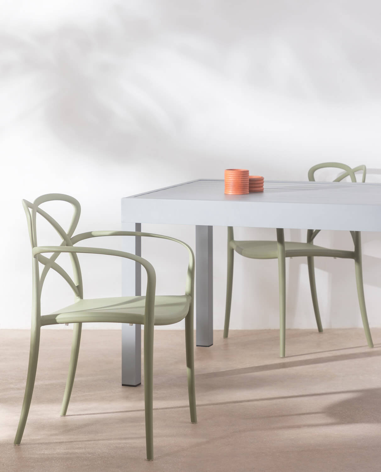 Pack 2 Sillas de Comedor de Polipropileno con Reposabrazos Cielo, imagen de galería 2