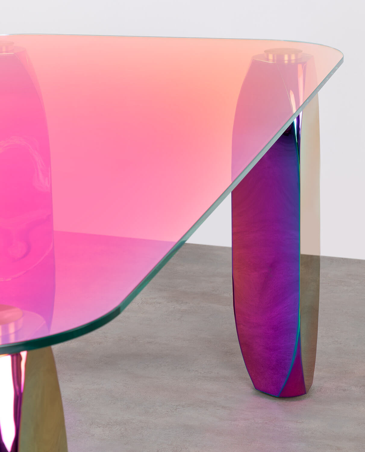 Set de Mesa de Comedor Rectangular de Cristal Templado Merli y 4 Sillas de Metal Aras, imagen de galería 2