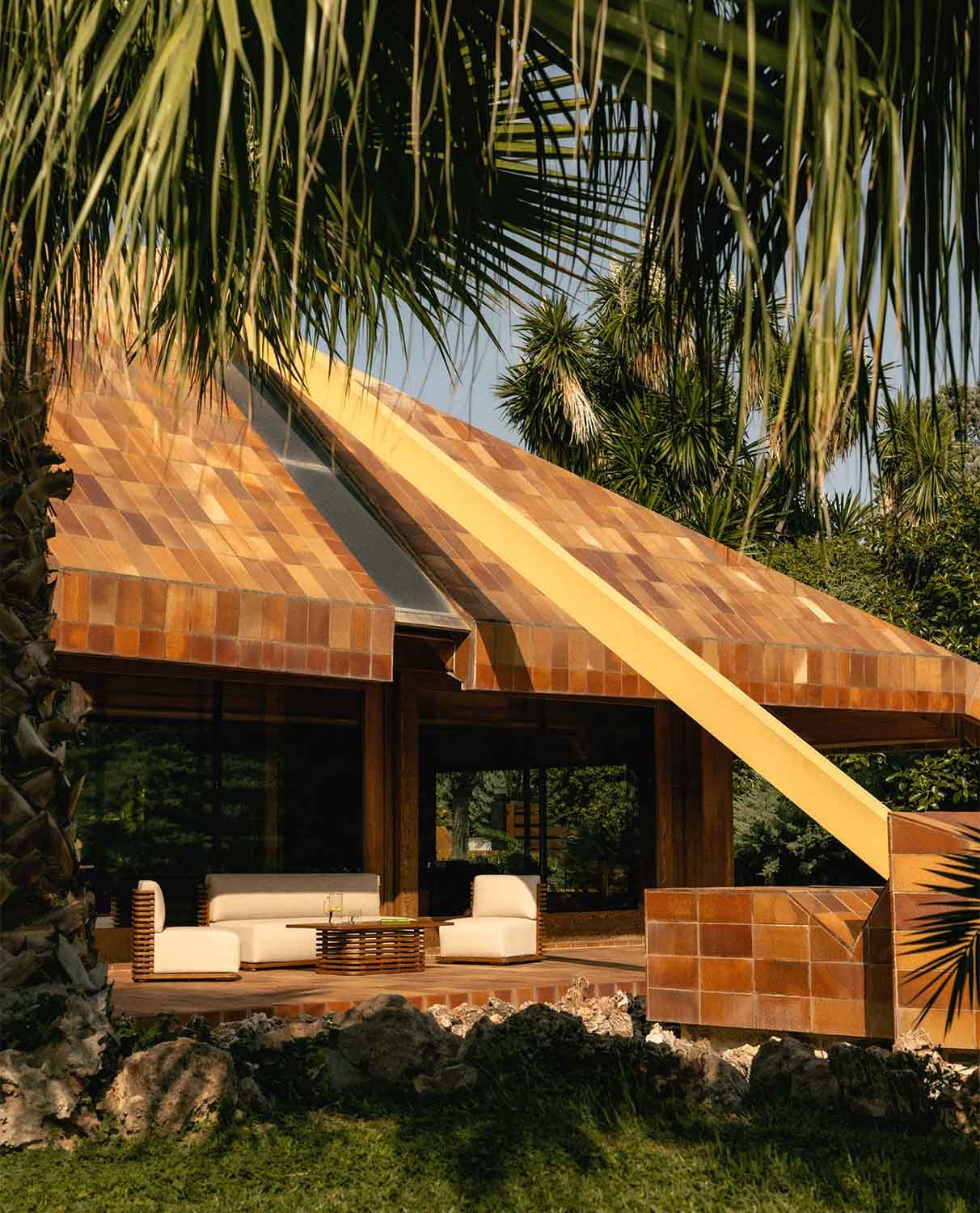 Set de Jardín de Madera de Acacia con Cojines de Tela Hazan, imagen de galería 2