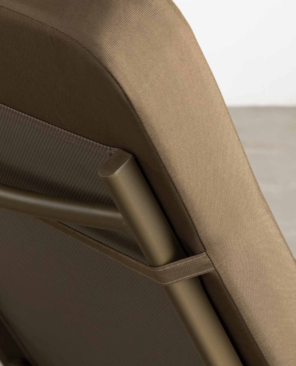 Tumbona Reclinable con Cojín de Tela y Aluminio Celina , imagen de galería 2
