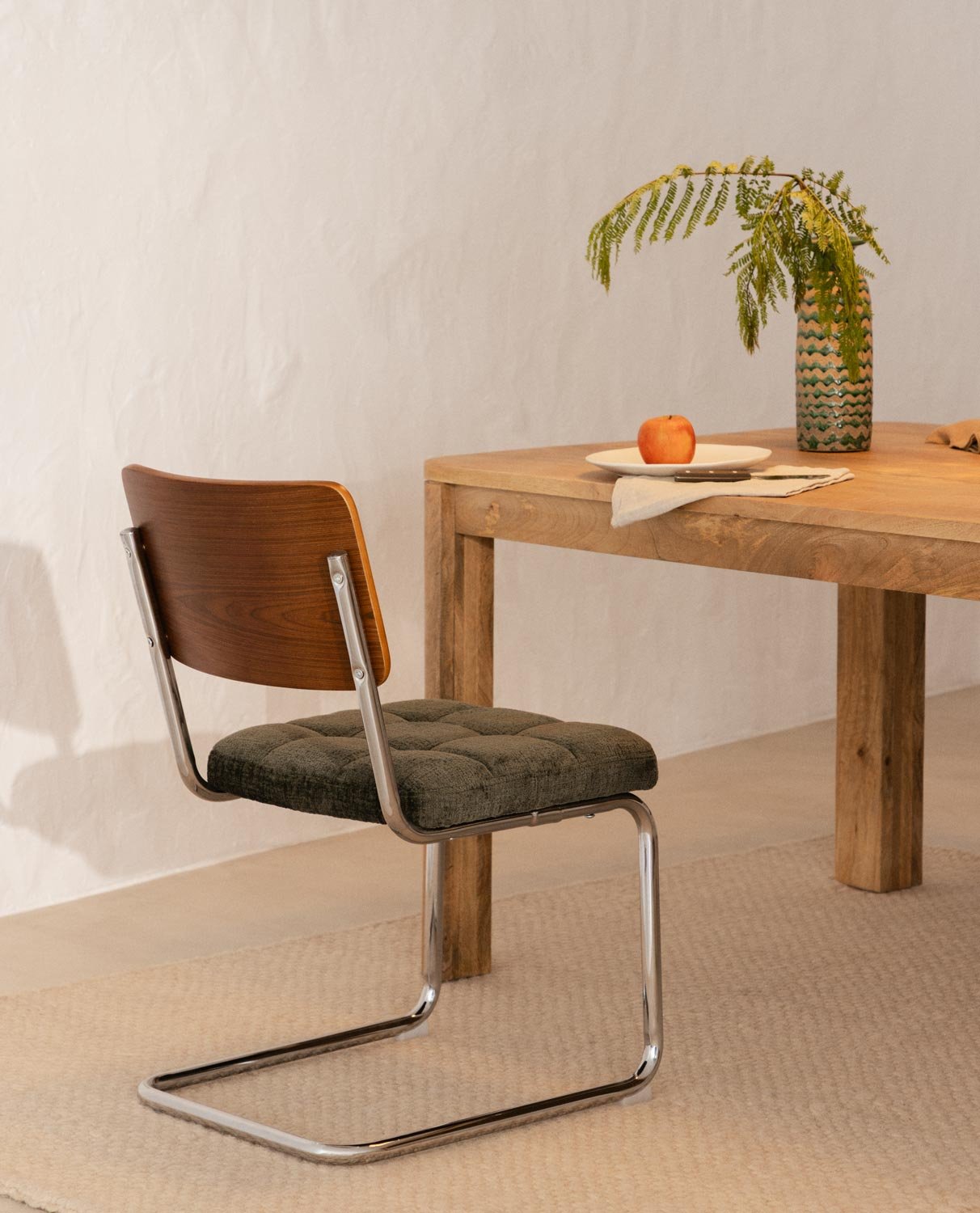 Pack 4 Sillas de Comedor de Madera y Tela Cuba, imagen de galería 2