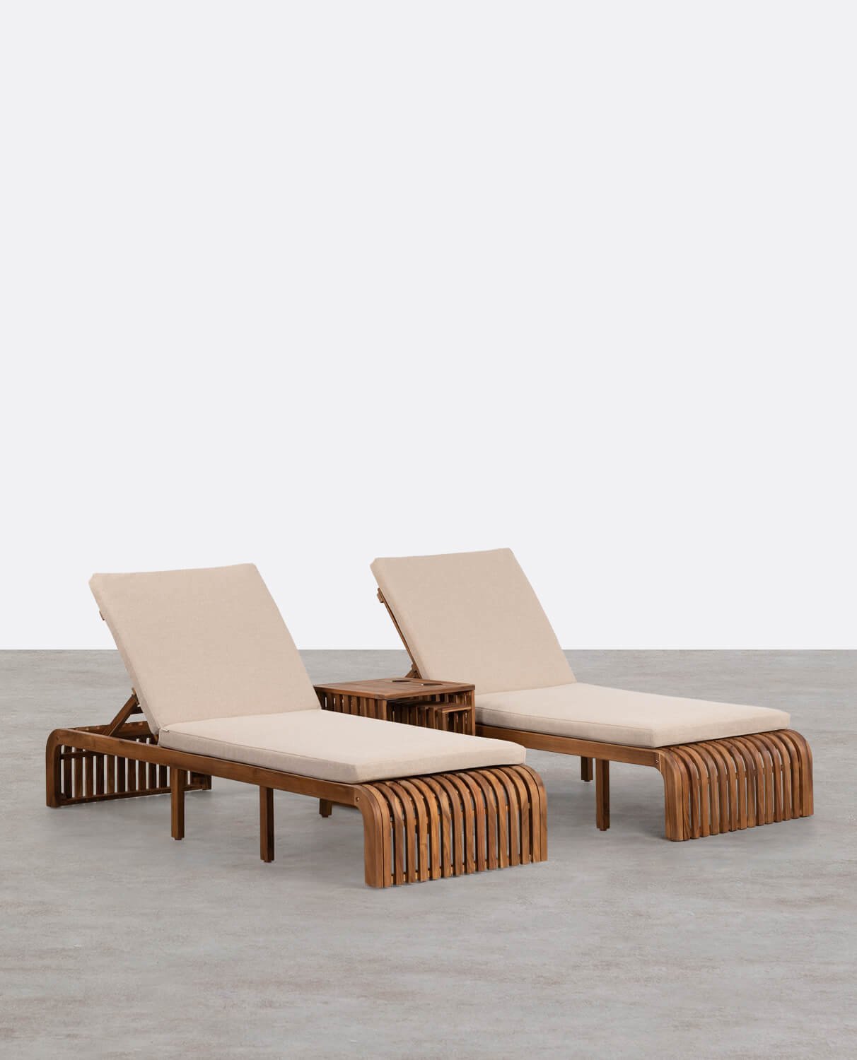 Set de 2 Tumbonas y Mesa Auxiliar de Madera de Acacia (45x45 cm) Hazan, imagen de galería 1