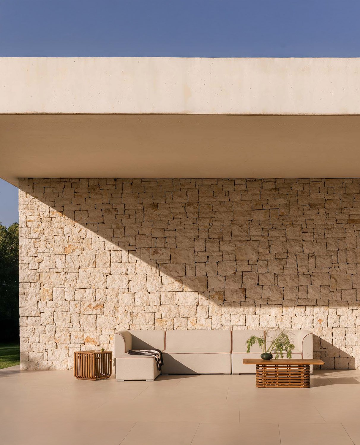 Sofá Modular de Jardín Esquinero de 4 Piezas con Sofá 2 Plazas y Sillón con Puff de Tela Lagos, imagen de galería 2