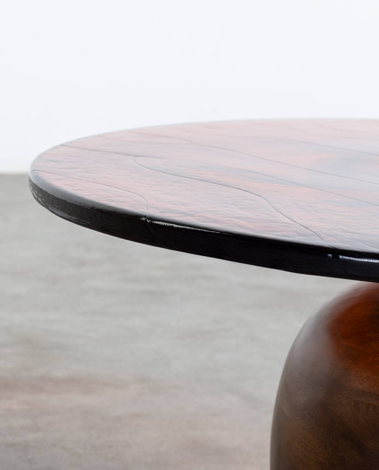 Mesa de Centro Redonda de Madera de Mango y Cristal (Ø82 cm) Diua, imagen de galería 2