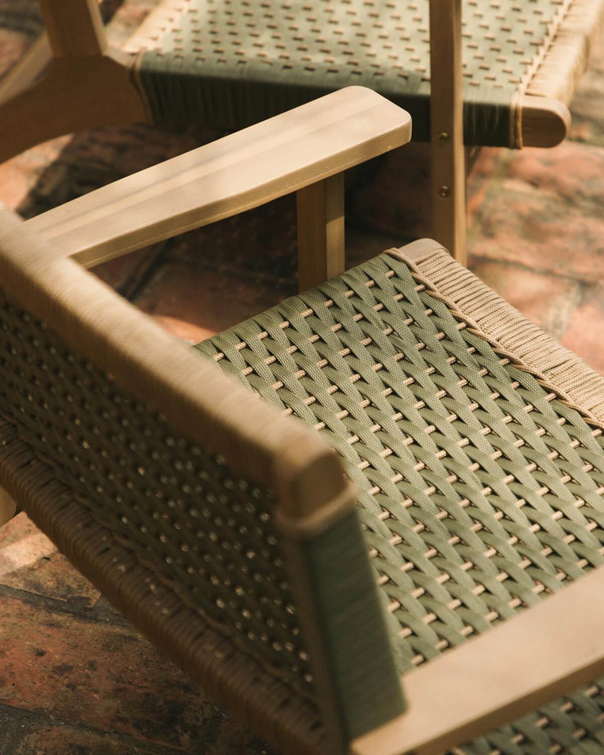 Sillón de Jardín de Madera de Acacia y Cuerda Mirle , imagen de galería 3