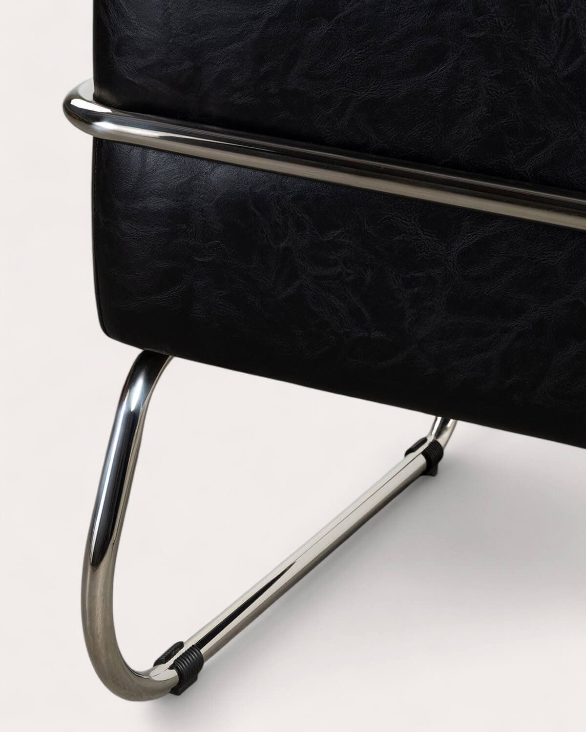 Sillón de Polipiel y Metal Marcellus, imagen de galería 8