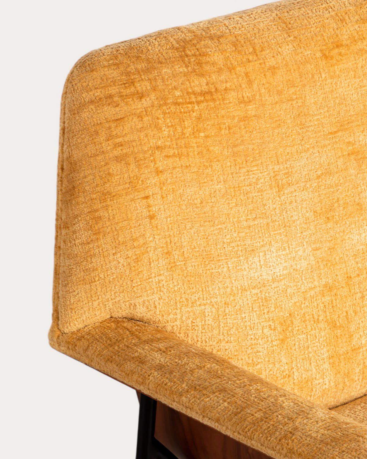 Butaca con Reposabrazos de Madera y Tela Rinu, imagen de galería 4