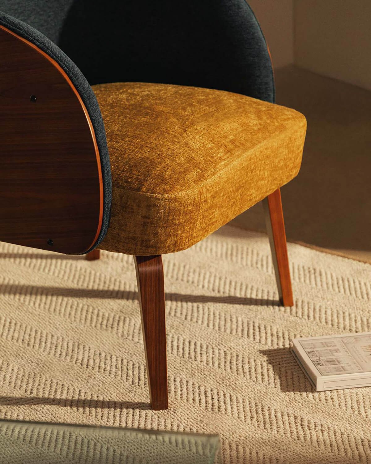 Sillón de Madera y Tela Meria, imagen de galería 3