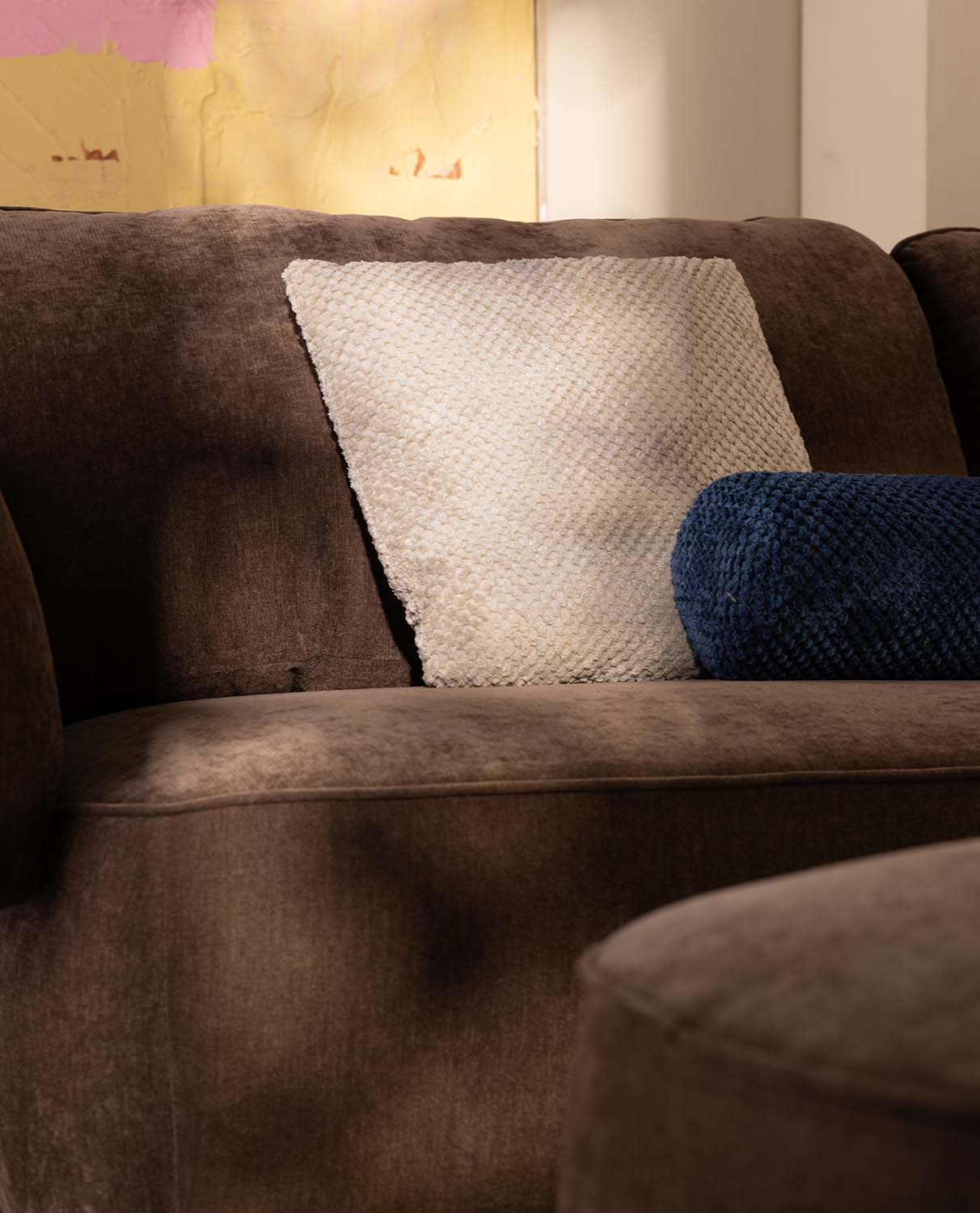 Sofá 2 Plazas con Puff de Tela Kino, imagen de galer&iacute;a 3