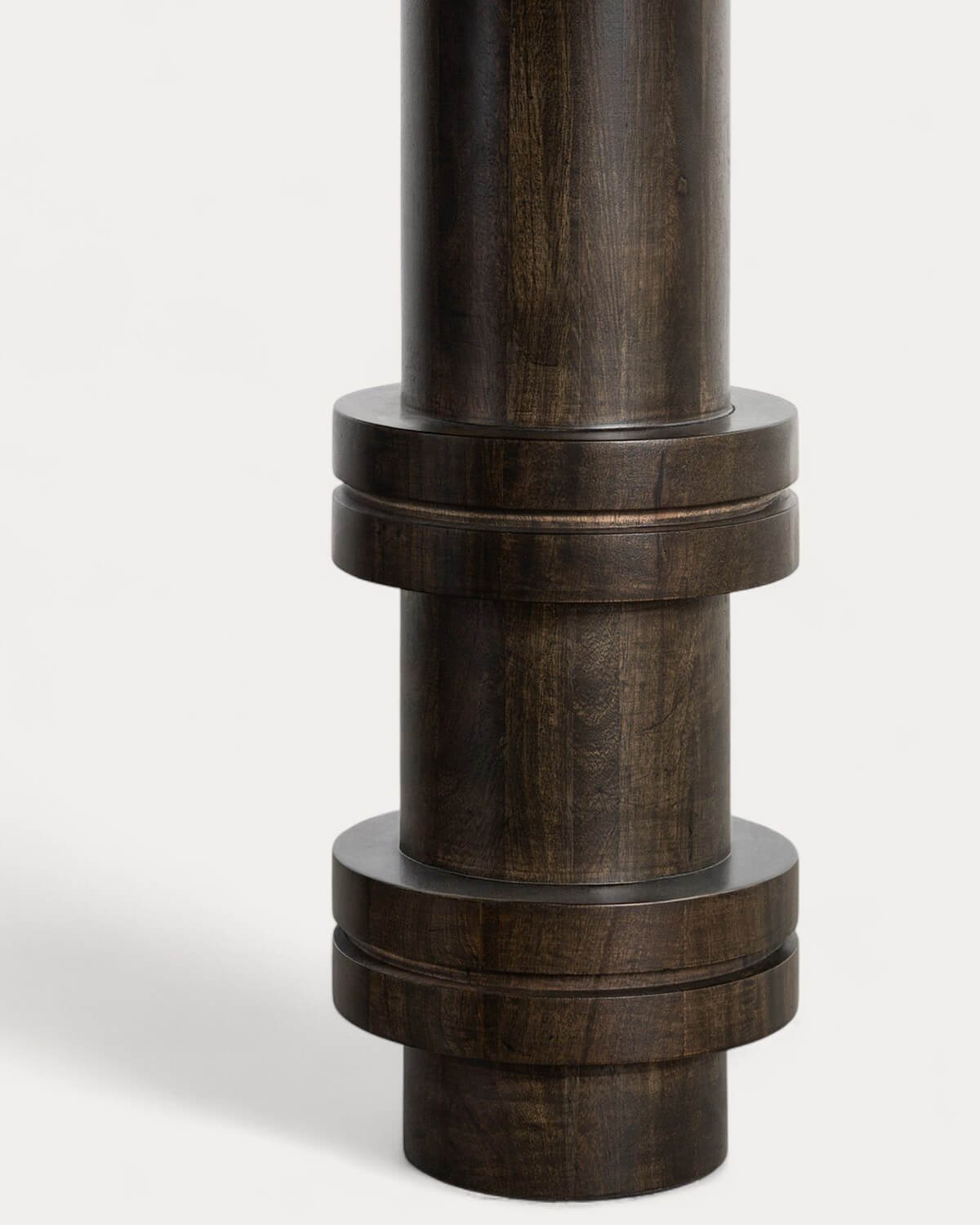 Mesa de Comedor Redonda de Mármol Sawar y Madera de Mango (Ø140 cm) Atenas, imagen de galería 8