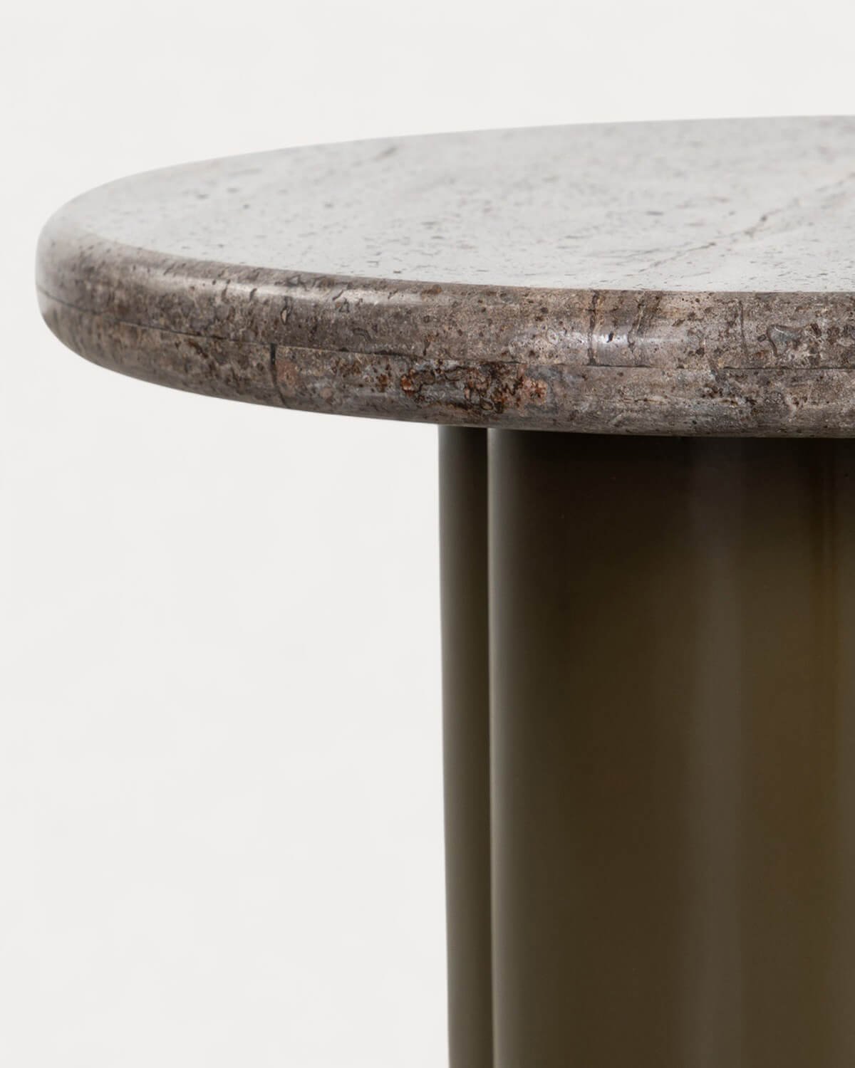 Mesa Auxiliar Redonda de Mármol Travertino y Metal (Ø40 cm) Trébolo, imagen de galería 4512084