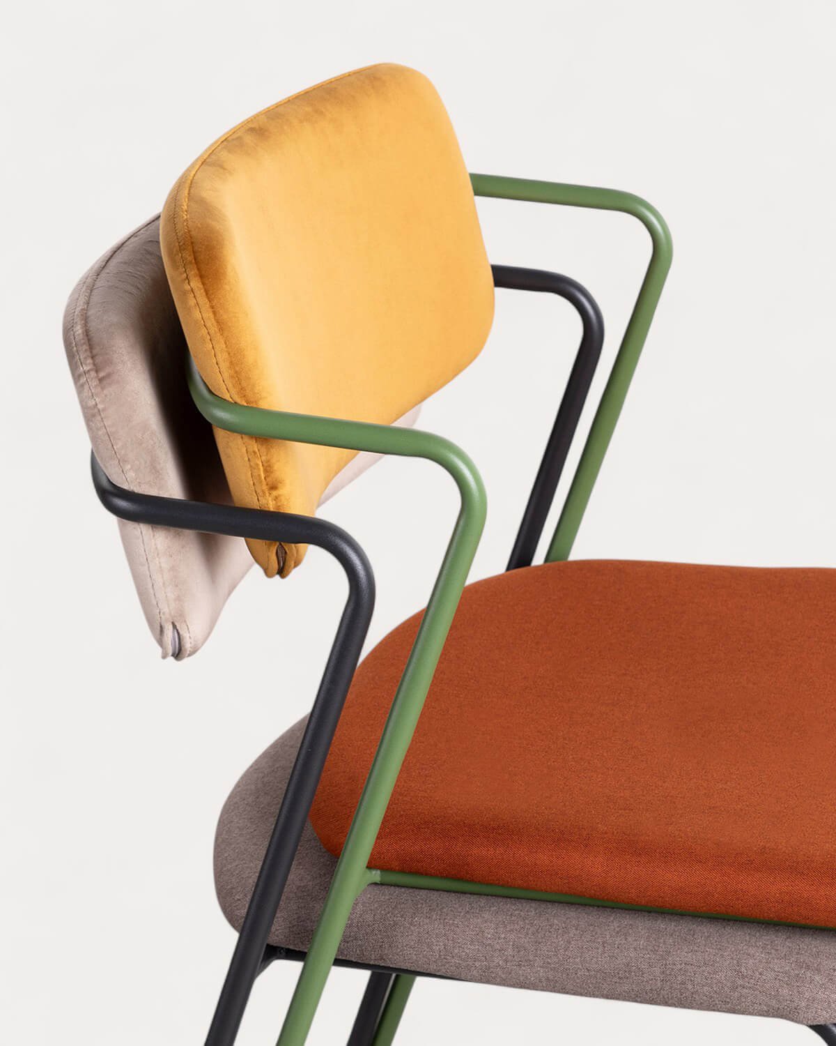 Silla de Comedor de Terciopelo y Tela Irun, imagen de galería 7