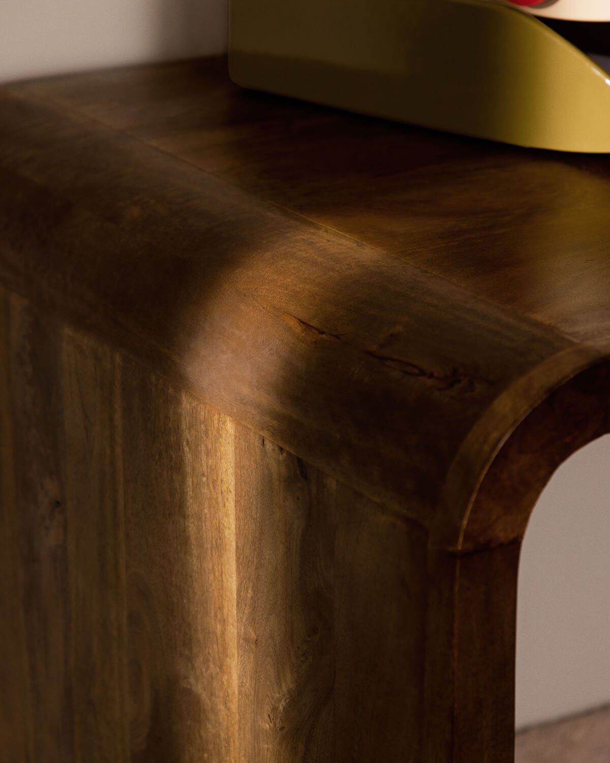 Escritorio de Madera de Mango (140x75 cm) Vanile, imagen de galería 3